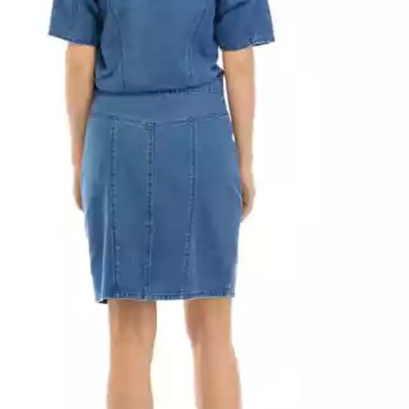Christian Siriano x Gloria Vanderbilt denim button up dress. - Picture 5 of 5